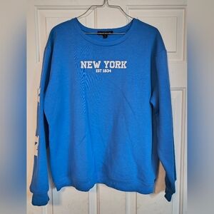 Social Scene New York Graphic Women's Crewneck Sweater Blue Medium